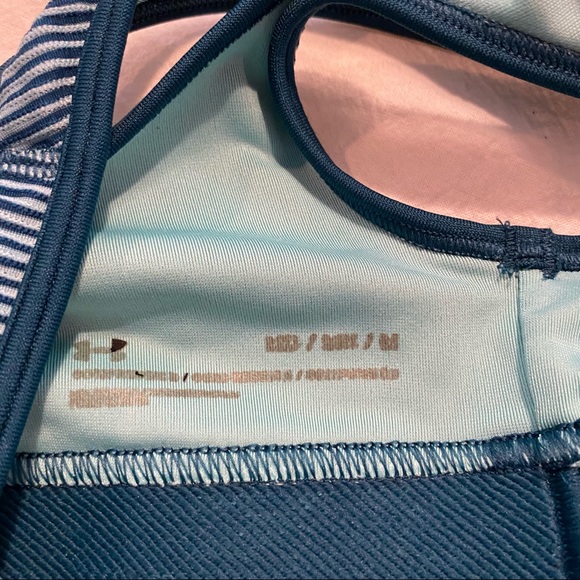 Women’s Under Armour Sports Bra - Picture 3 of 3